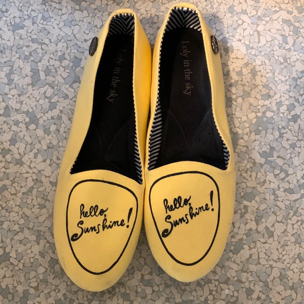 Loly In The Sky Hello Sunshine Flats